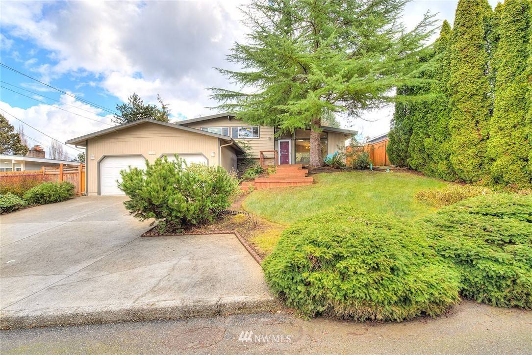 Bellevue, WA 98007,1020 148th PL SE