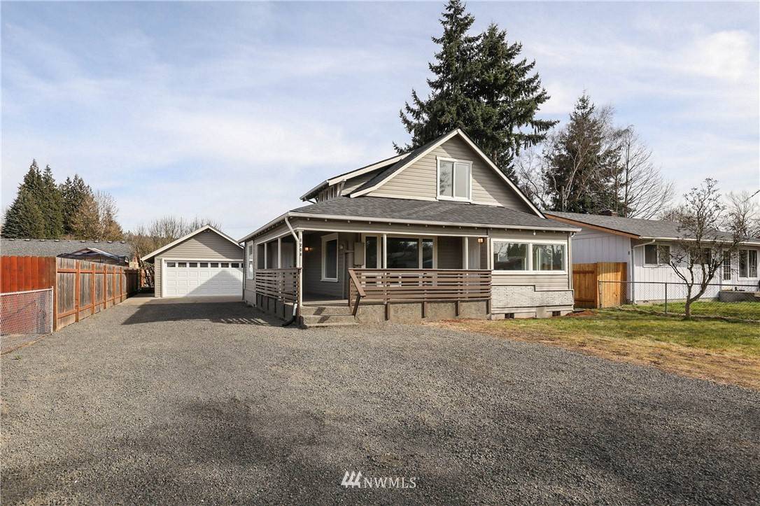 Kelso, WA 98626,1208 S 10th AVE