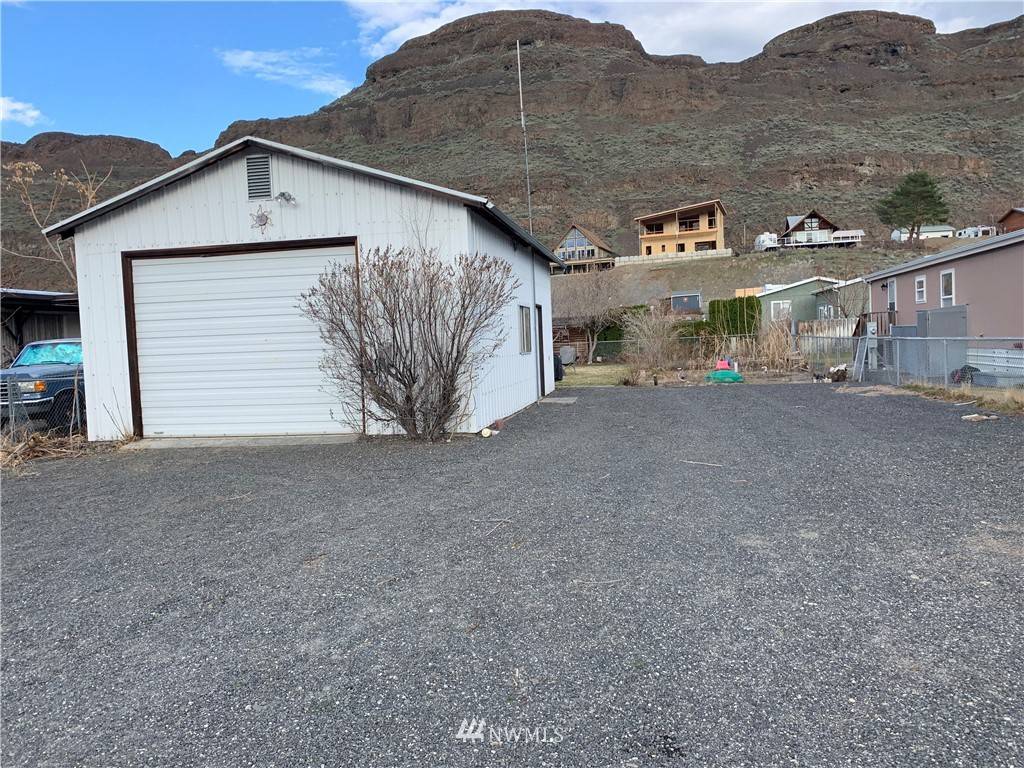 Quincy, WA 98848,883 Chukar PL SW