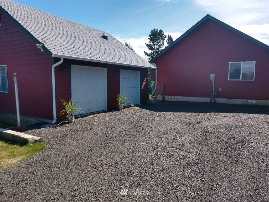 Ocean Shores, WA 98569,393 Butterclam ST SW