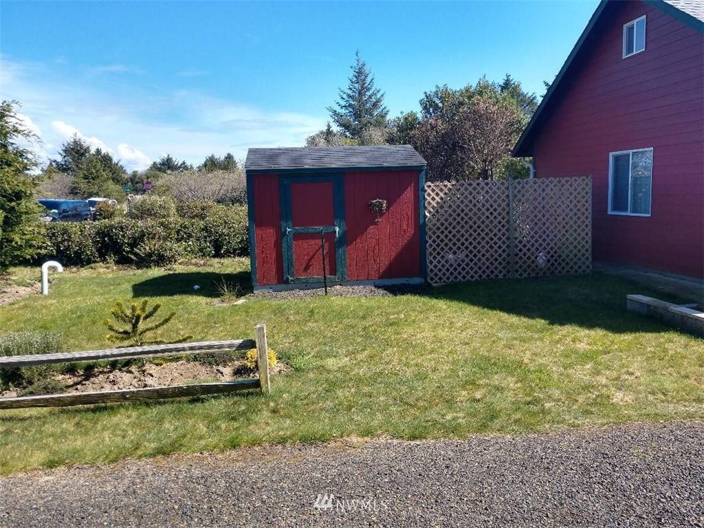 Ocean Shores, WA 98569,393 Butterclam ST SW