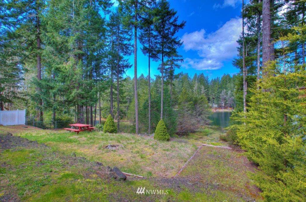 Grapeview, WA 98546,410 E Emerald Lake Drive E