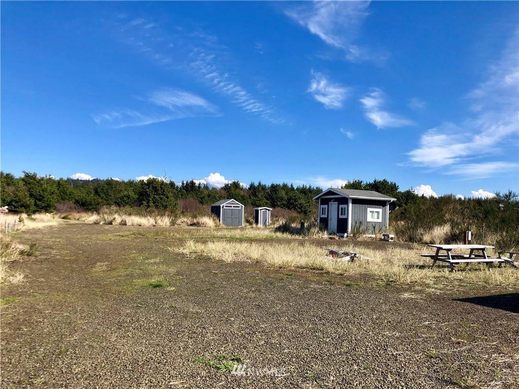 Grayland, WA 98547,2065 2081 State Route 105