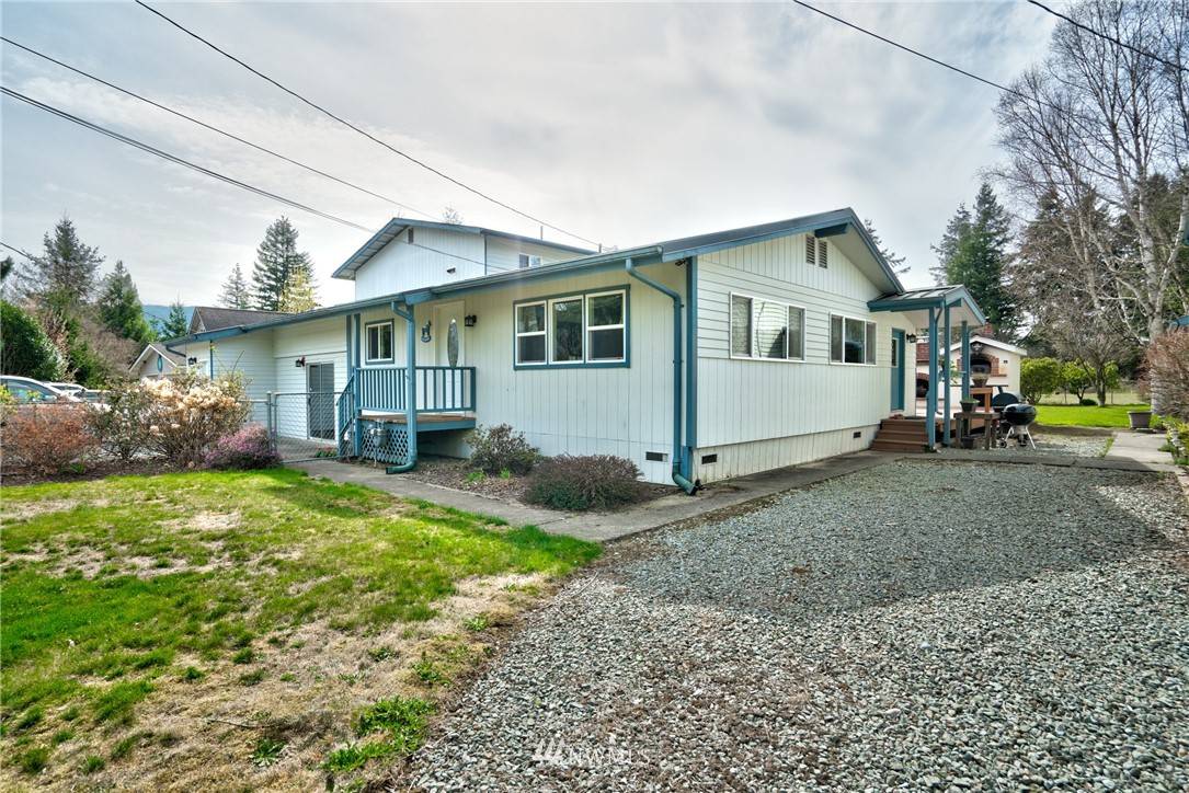 Sedro Woolley, WA 98284,9676 Cougar Lane