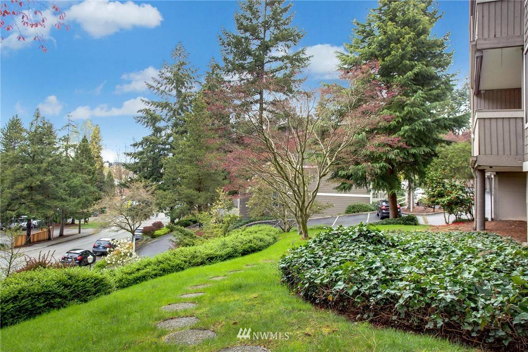 Mercer Island, WA 98040,3236 80th AVE SE #4