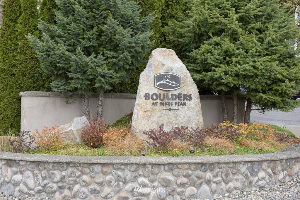 Bellevue, WA 98005,12240 NE 24th ST #201