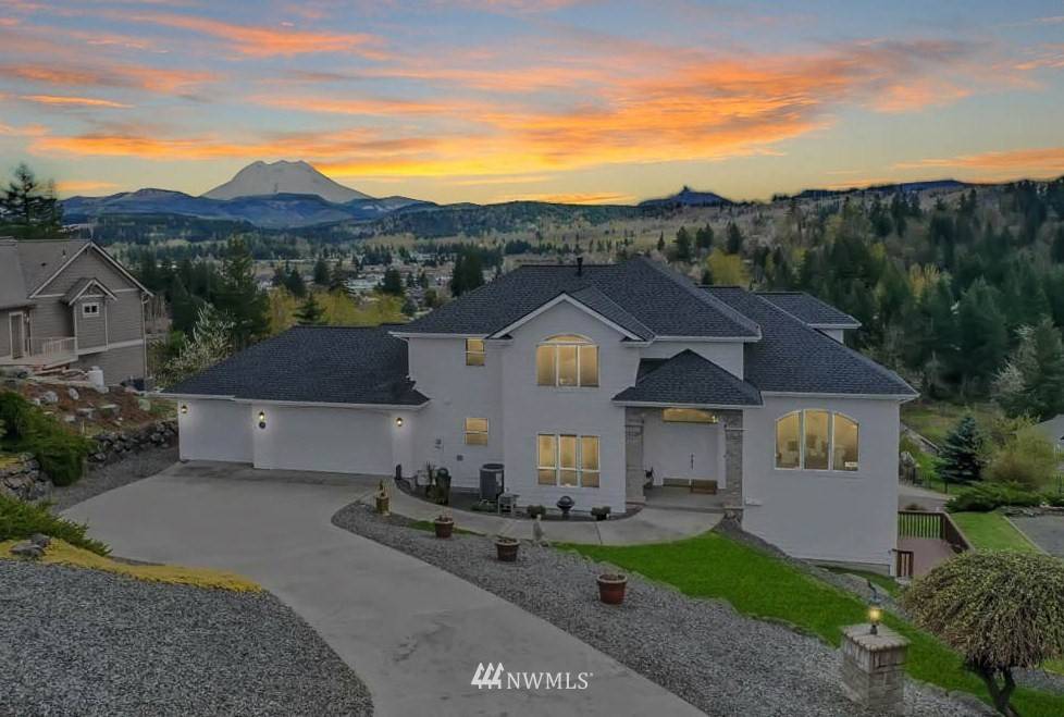 Eatonville, WA 98328,215 Dow Ridge DR N