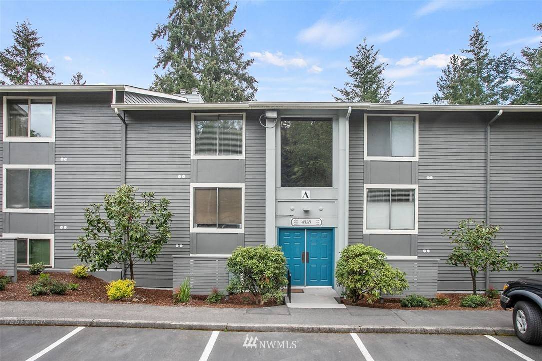 Issaquah, WA 98027,4737 W Lake Sammamish Parkway SE #A309