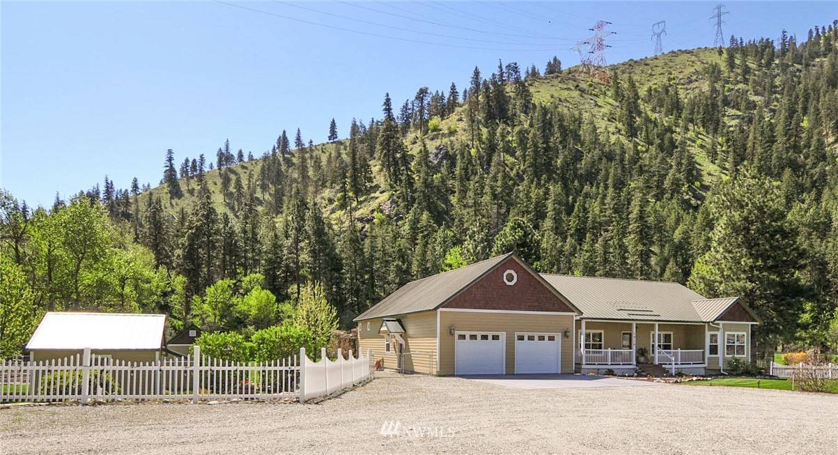 Entiat, WA 98822,7915 Entiat River RD