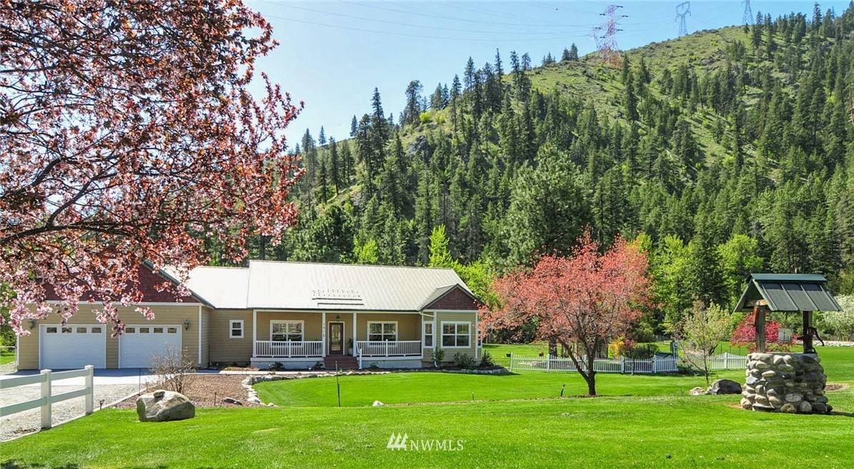 Entiat, WA 98822,7915 Entiat River RD