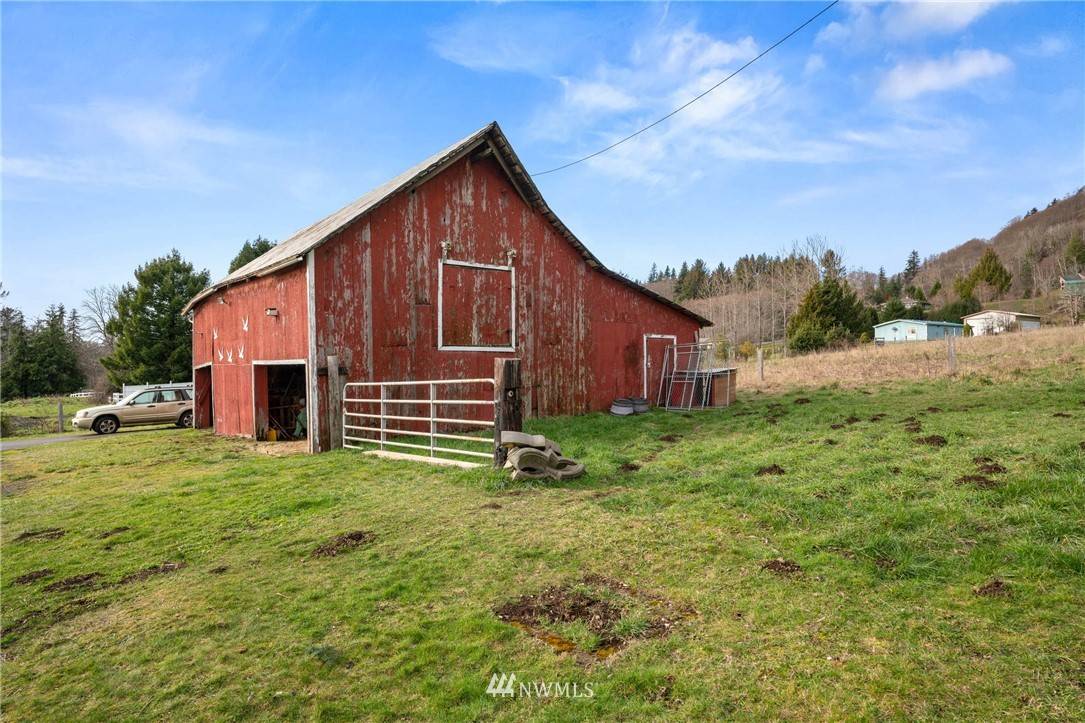 Raymond, WA 98577,33 Bale RD