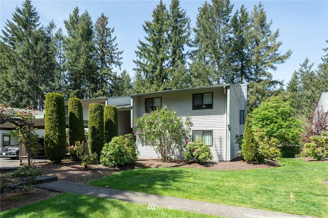University Place, WA 98467,9721 Bristonwood DR W #11-D