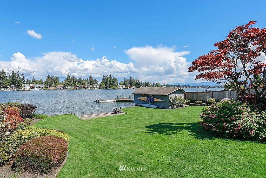 Lake Tapps, WA 98391,2513 185th AVE E