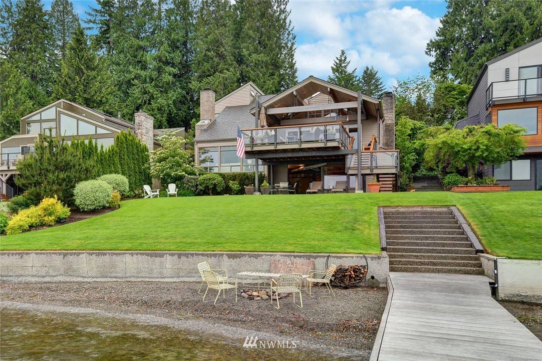 Bellevue, WA 98008,2816 W Lake Sammamish Pkwy SE