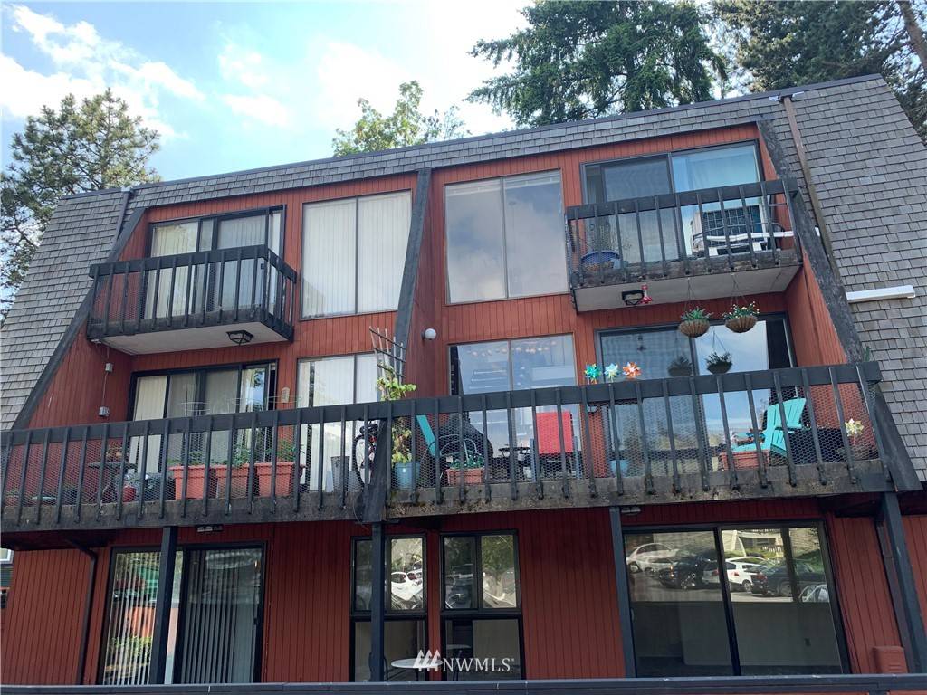 Seattle, WA 98133,10733 Burke AVE N #21