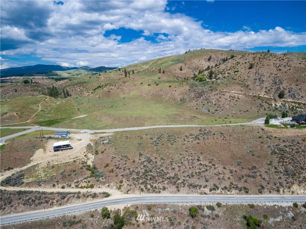 Chelan, WA 98816,100 Henderson TER