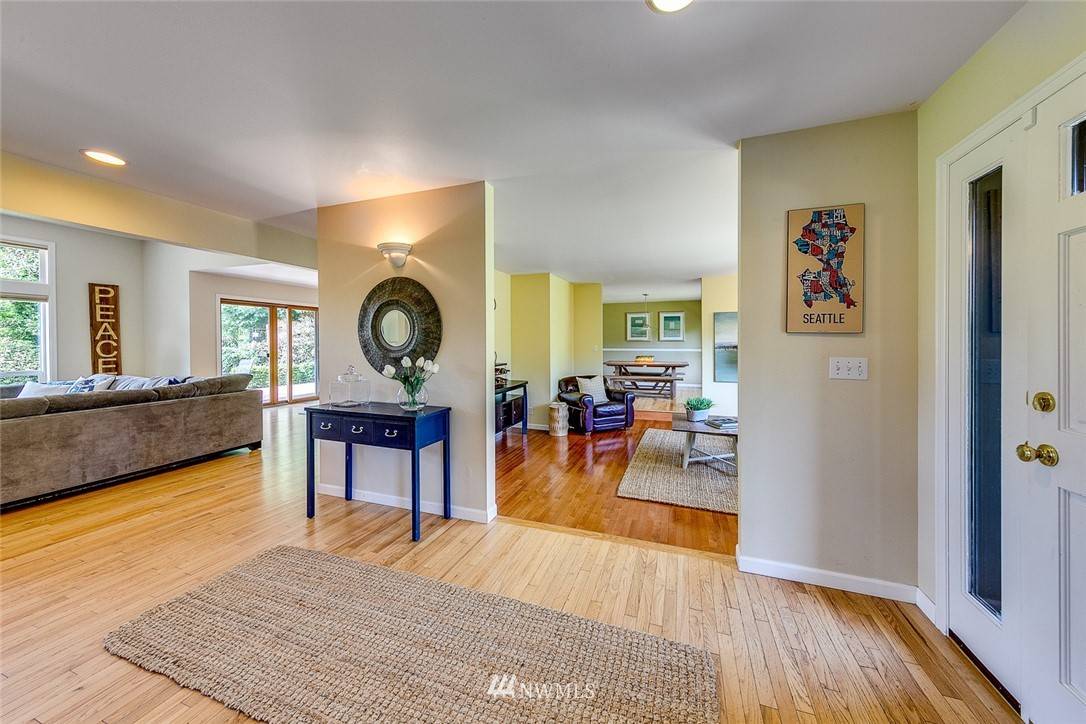 Bainbridge Island, WA 98110,7559 NE Meadowmeer LN