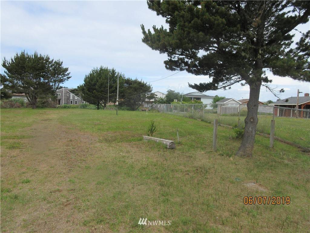 Ocean Park, WA 98640,34321 I ST