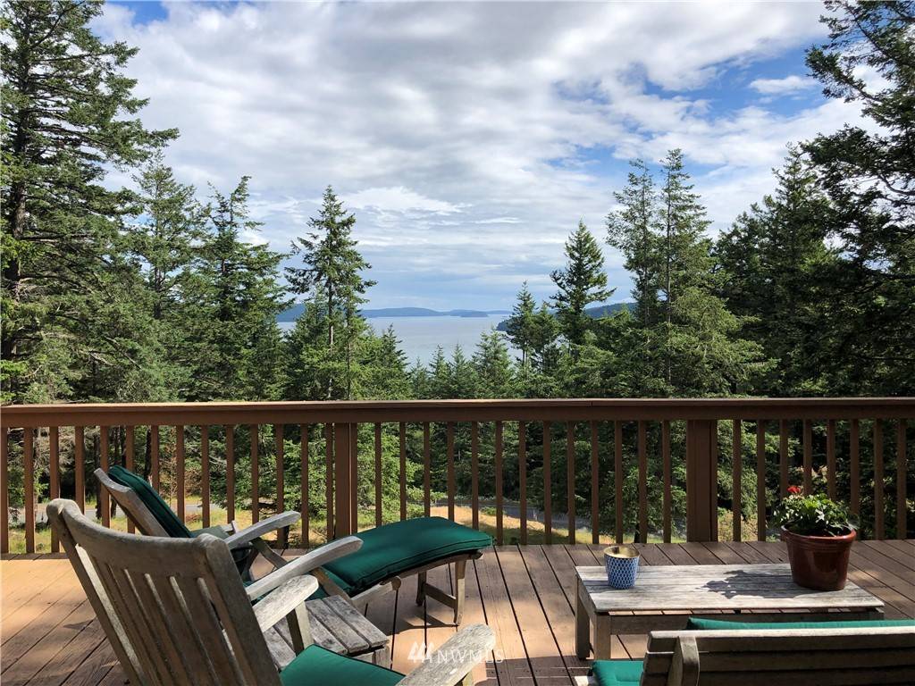 Orcas Island, WA 98245,686 Rosario RD