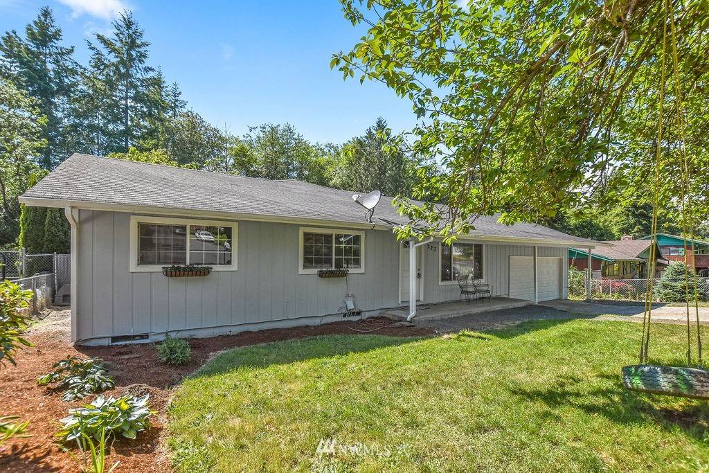 Kelso, WA 98626,223 Rollingwood DR