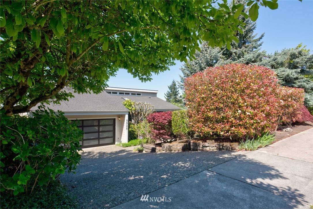 Bellevue, WA 98006,5525 Highland Drive