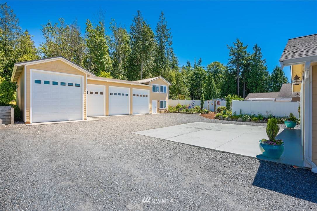 Ferndale, WA 98248,4848 Harmony Rose LN