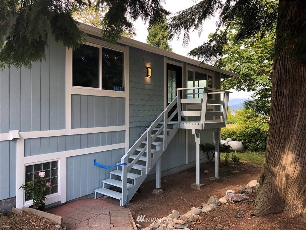 Bow, WA 98232,11033 Blue Heron RD