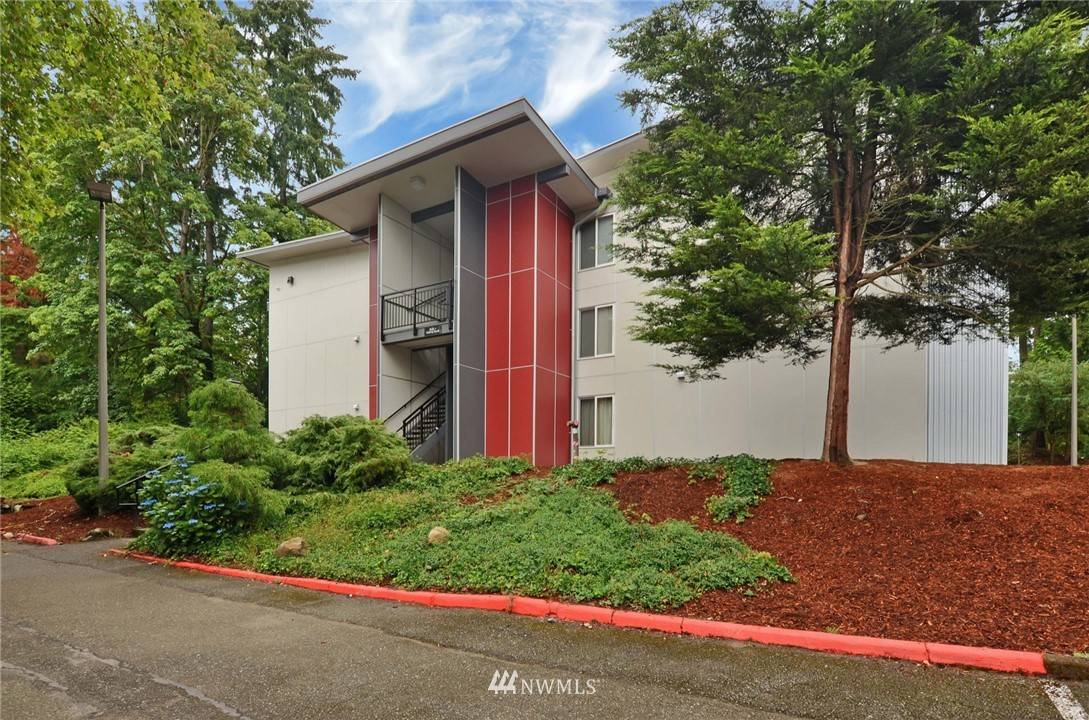 Bellevue, WA 98007,14480 NE 31st ST #J303