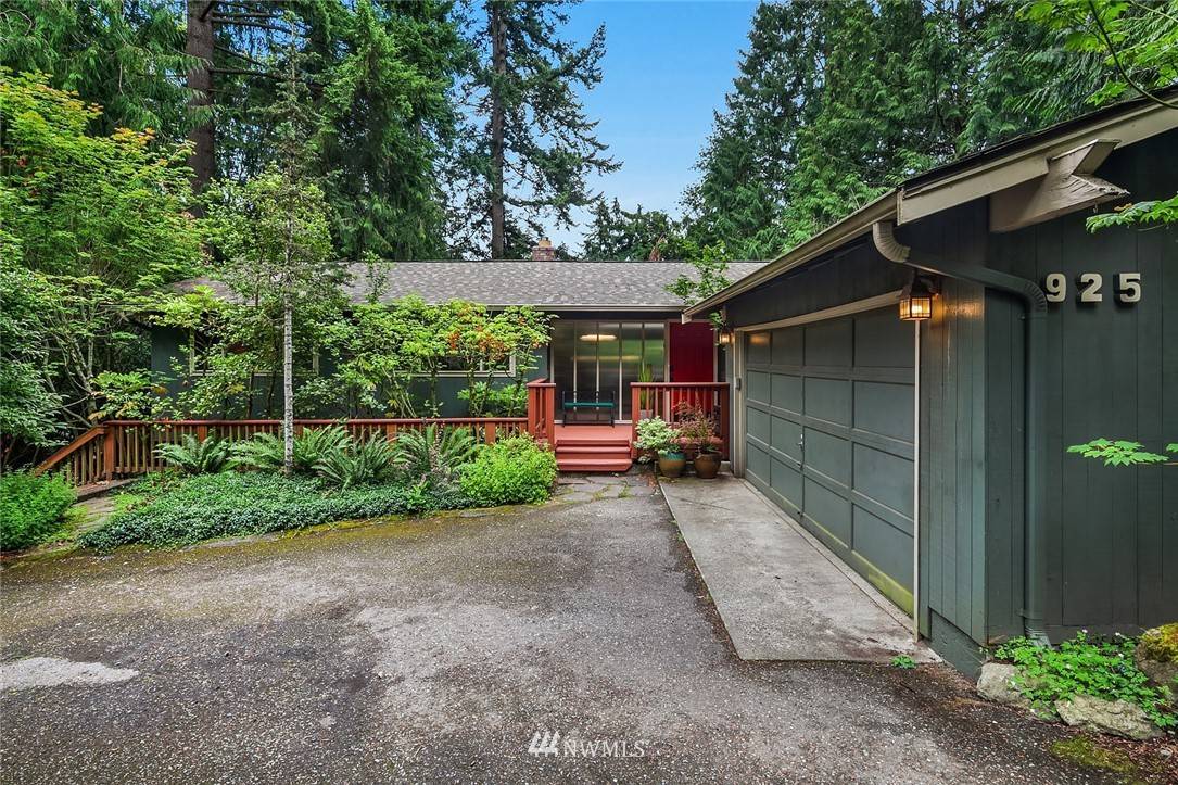 Issaquah, WA 98027,925 Highwood DR SW