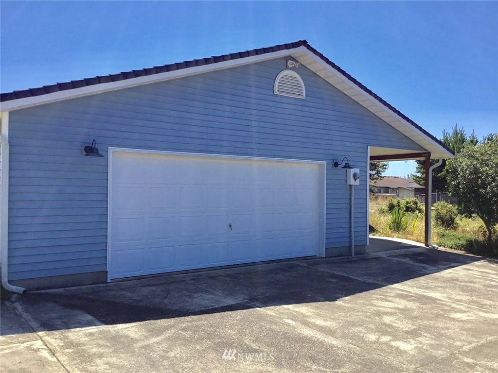 Ocean Park, WA 98640,816 325th