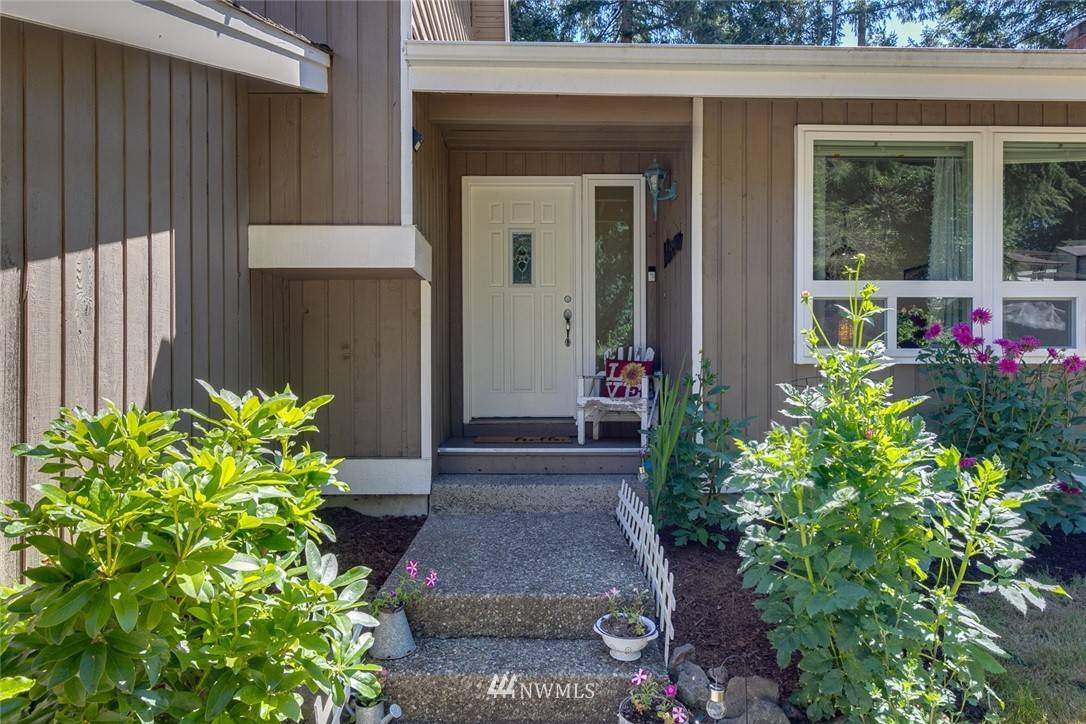 Bremerton, WA 98311,5340 Pineridge DR NE