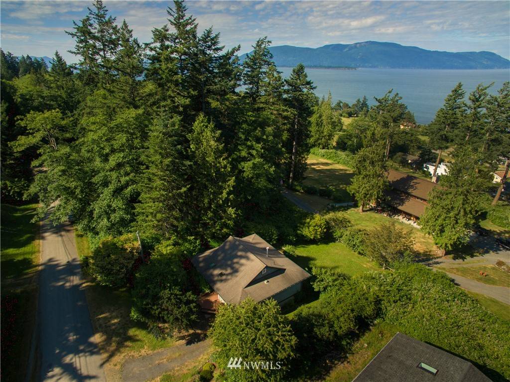 Lummi Island, WA 98262,2517 Island View LN