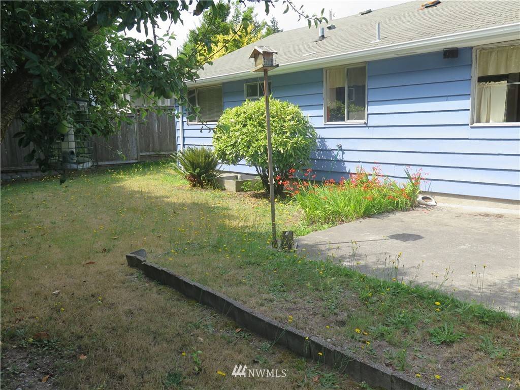 Edmonds, WA 98026,22901 74th AVE W