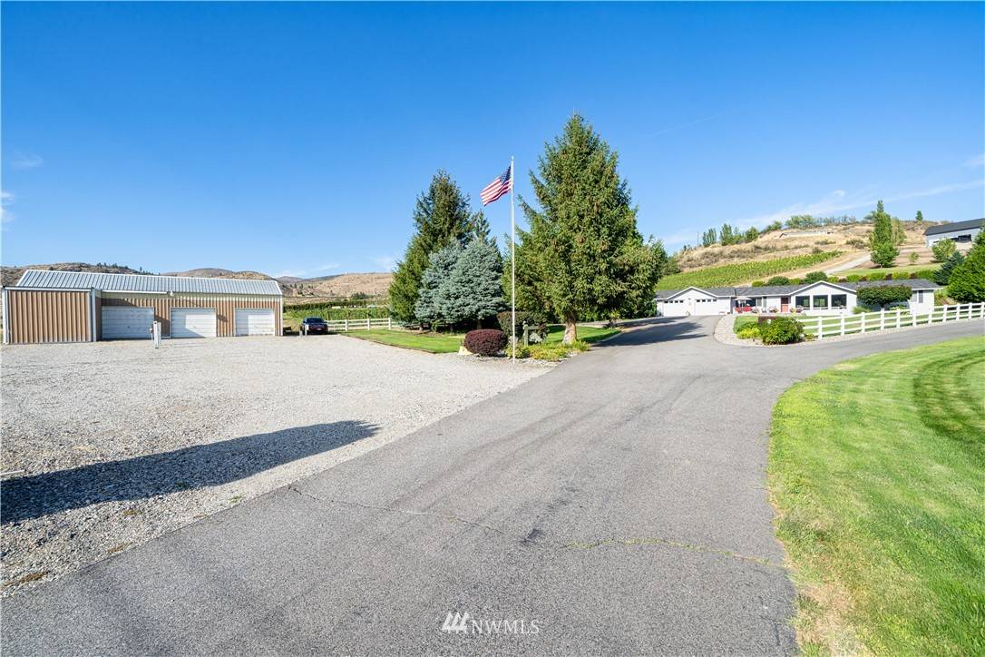 Manson, WA 98831,21 Hutton LN