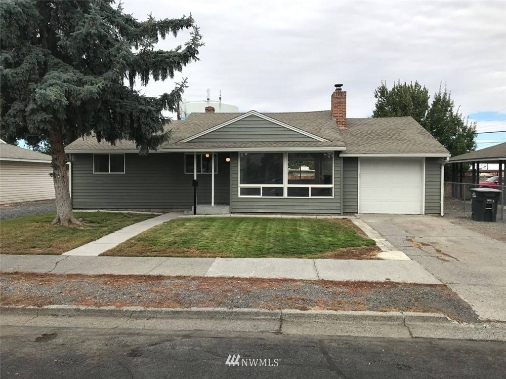 Moses Lake, WA 98837,906 S Ironwood DR