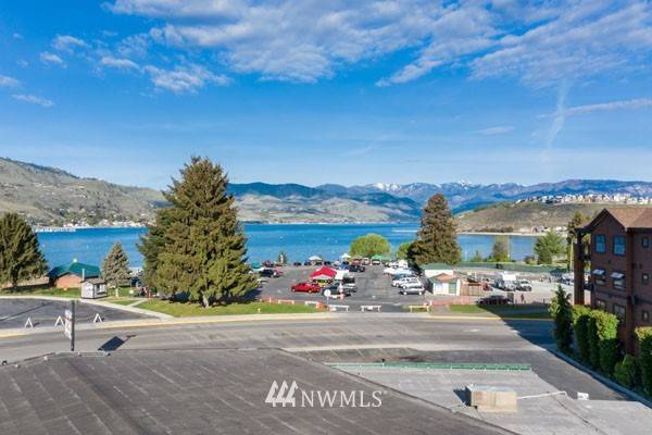 Chelan, WA 98816,310 W Manson RD