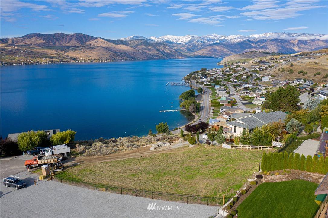 Chelan, WA 98843,112 Riviera Place