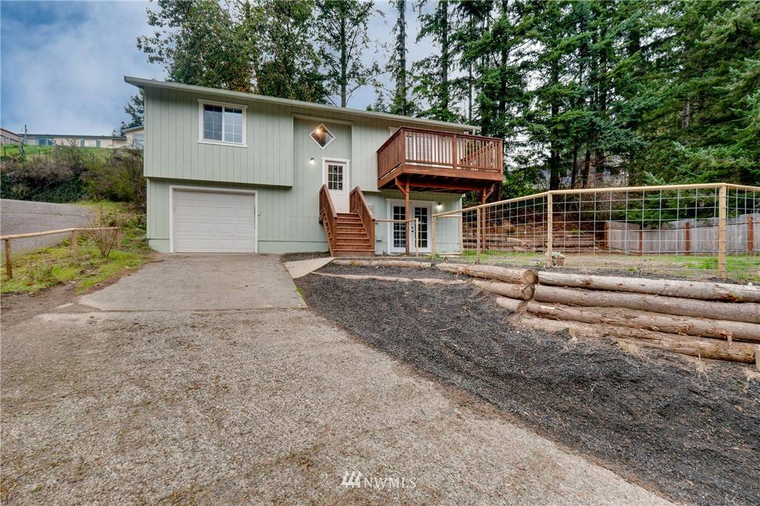 Belfair, WA 98528,161 NE Barbara LN