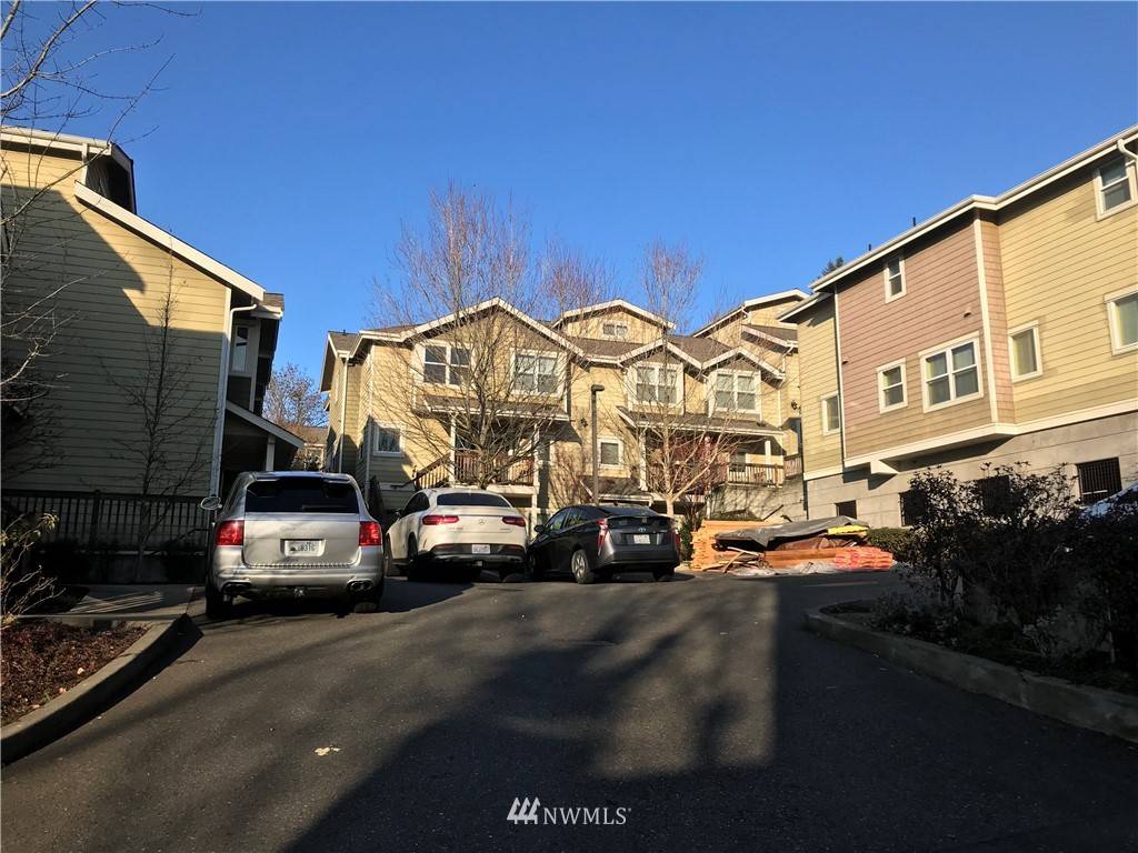 Seattle, WA 98118,7322 Rainier AVE S #201