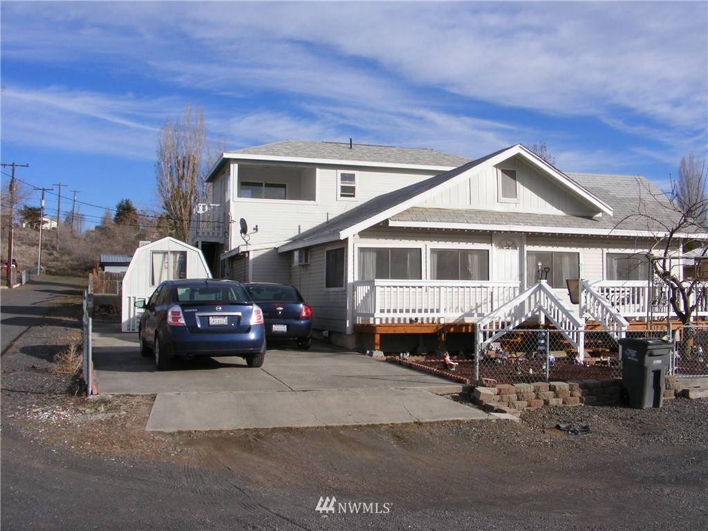 Soap Lake, WA 98851,214 N Gladiola ST