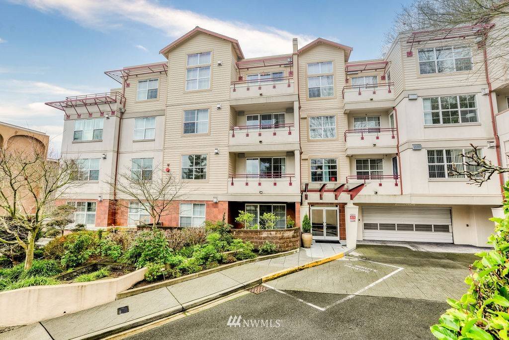 Mercer Island, WA 98040,7549 SE 29th ST #302