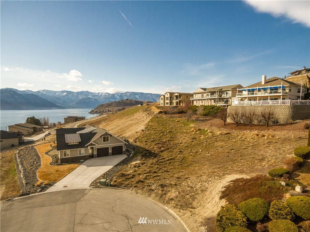 Chelan, WA 98816,118 Whitfield CT