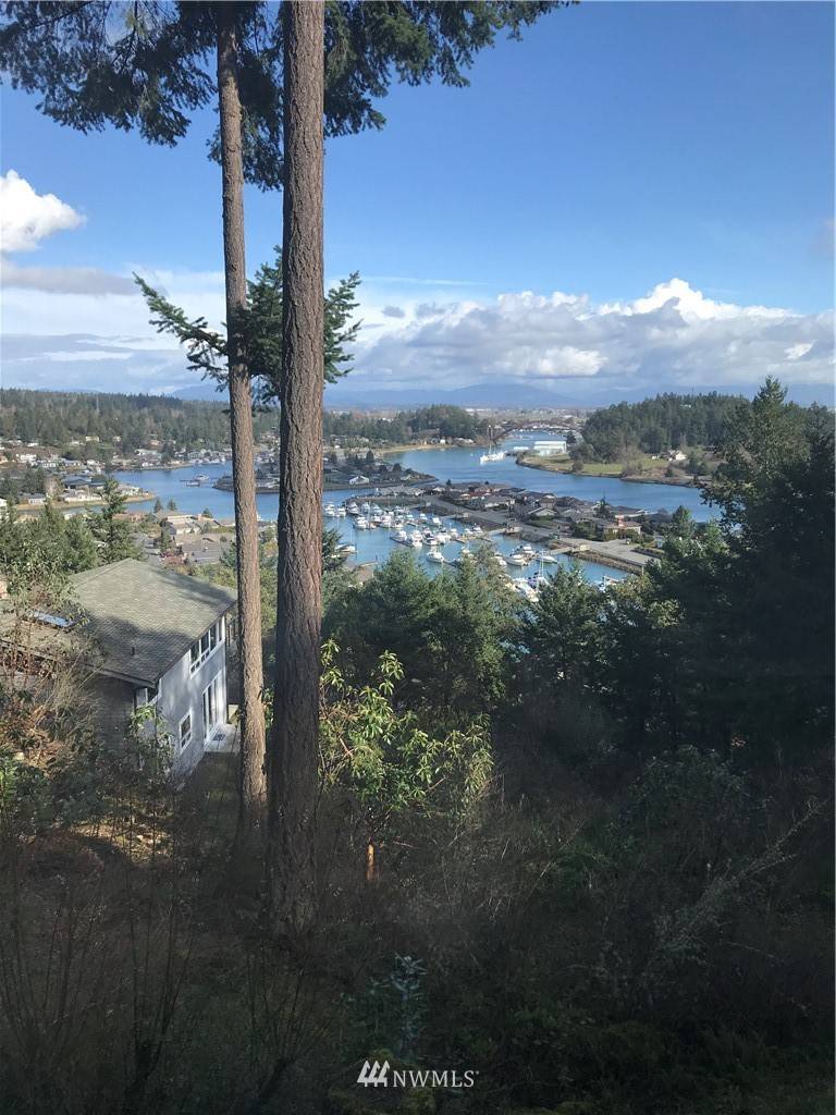 La Conner, WA 98257,574 Klamath DR