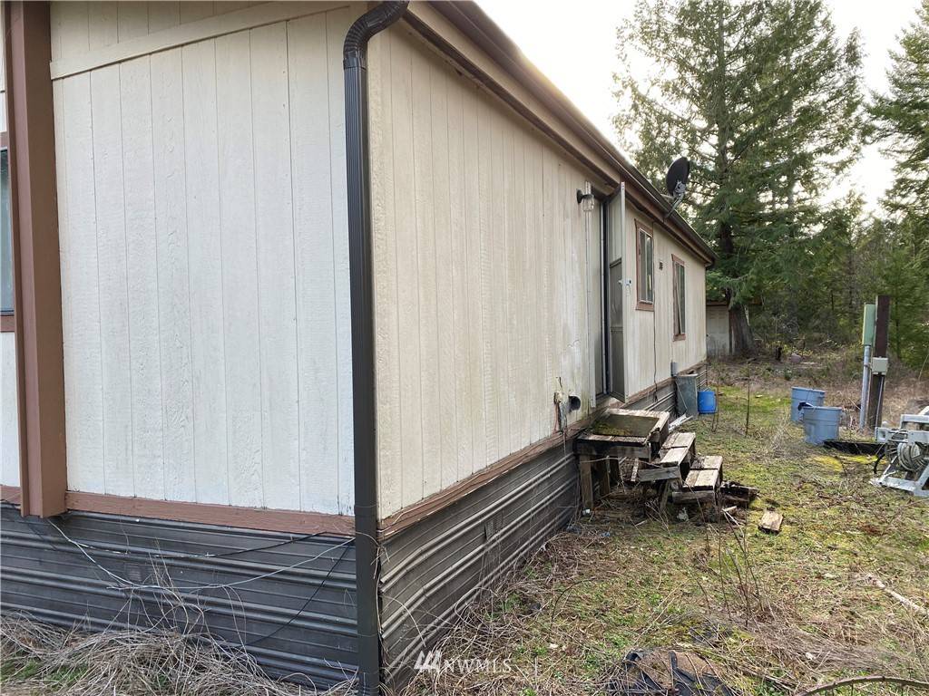 Grapeview, WA 98546,80 E Savage LN