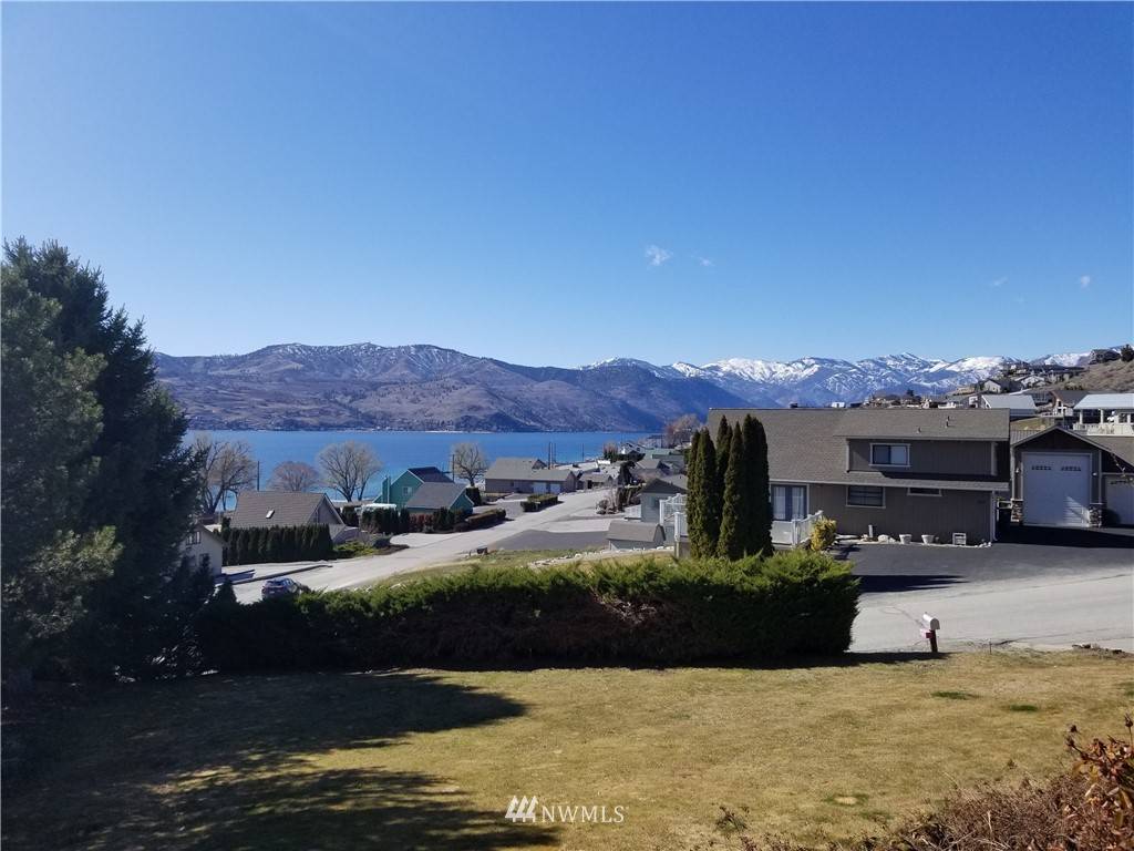 Chelan, WA 98816,305 Eldorado WAY