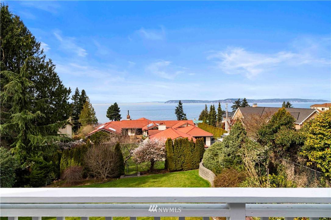 Edmonds, WA 98026,17140 Sealawn Drive