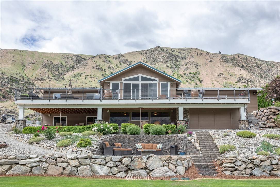 Entiat, WA 98822,9925 Bell DR