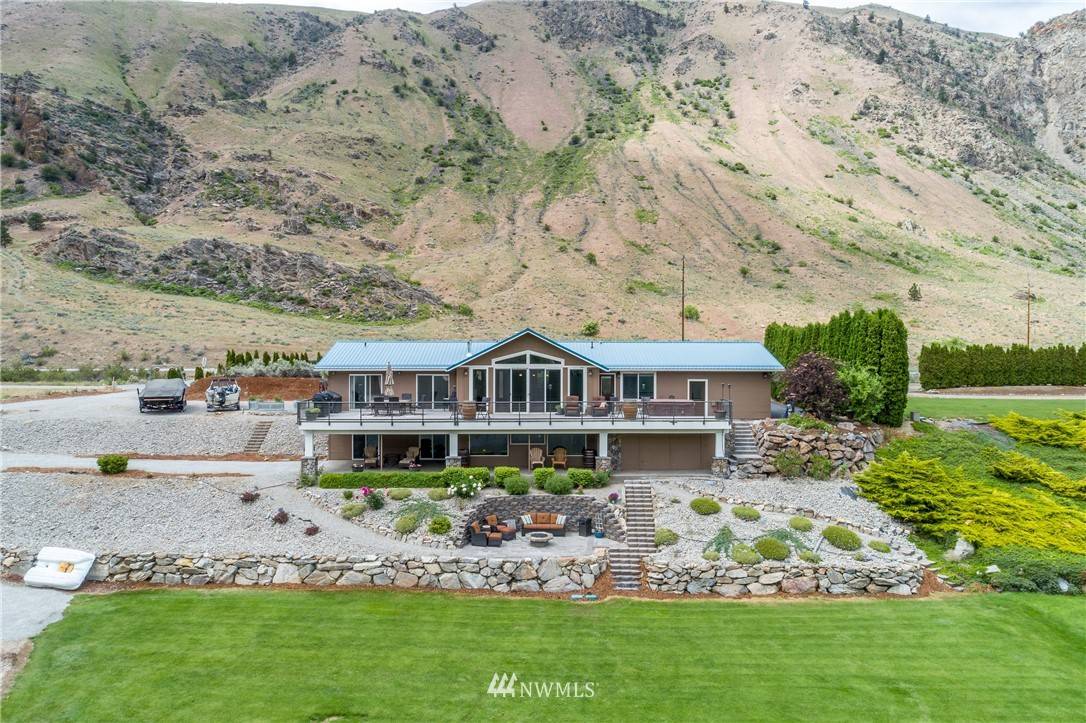 Entiat, WA 98822,9925 Bell DR