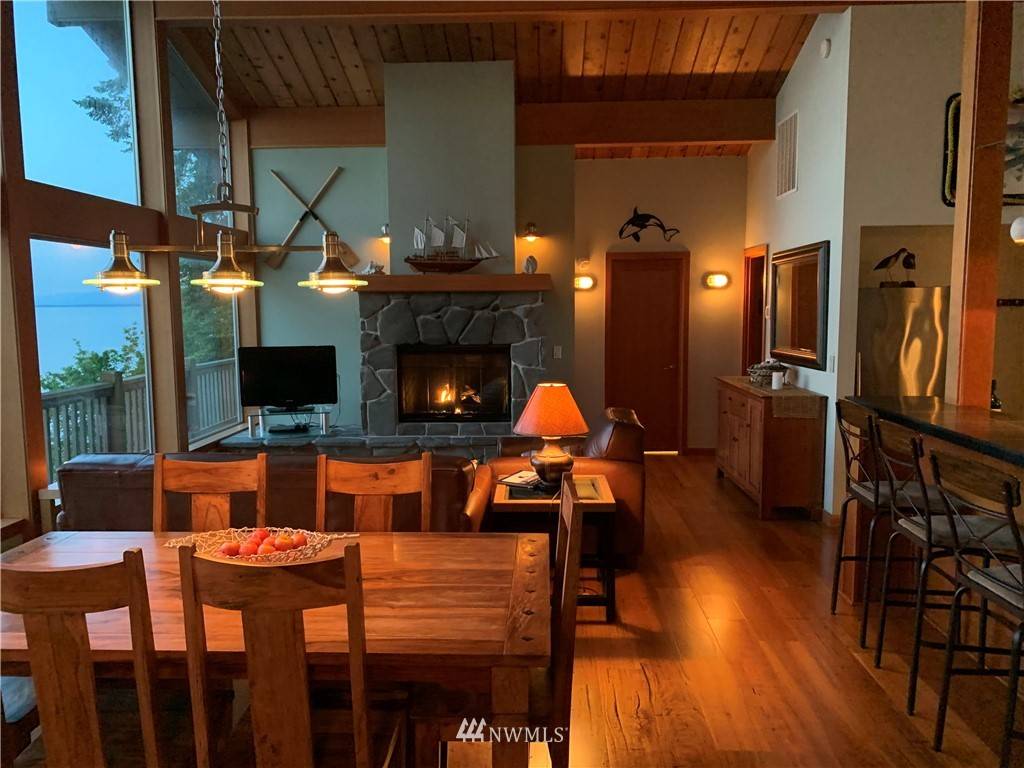 Orcas Island, WA 98245,295 Raccoon Point RD