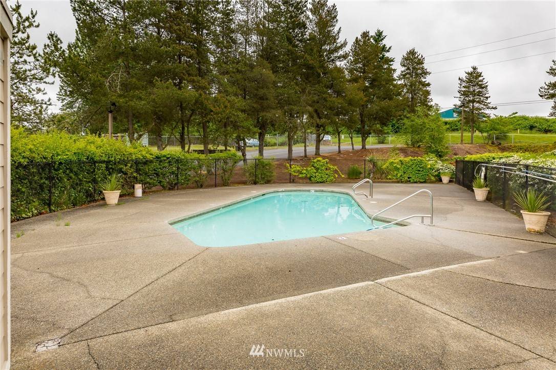 Renton, WA 98055,1319 S Puget DR #D-17